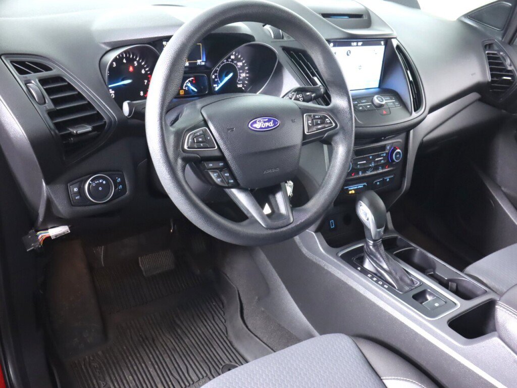 Used 2018 Ford Escape SE w/ SE Sync 3 Package AWD/4WD image 9