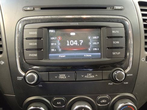 Used 2017 Kia Forte LX w/ LX Popular Package image 25