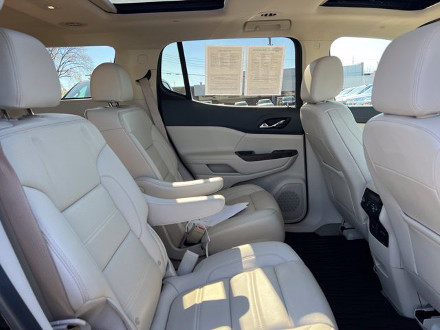Used 2021 GMC Acadia Denali w/ Denali Ultimate Package AWD/4WD image 14
