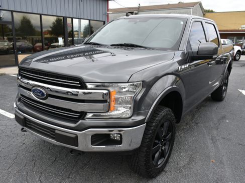 Used 2019 Ford F150 Lariat image 2