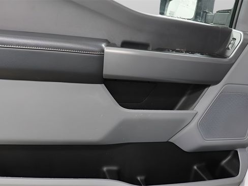 Used 2024 Ford F350 XLT image 21