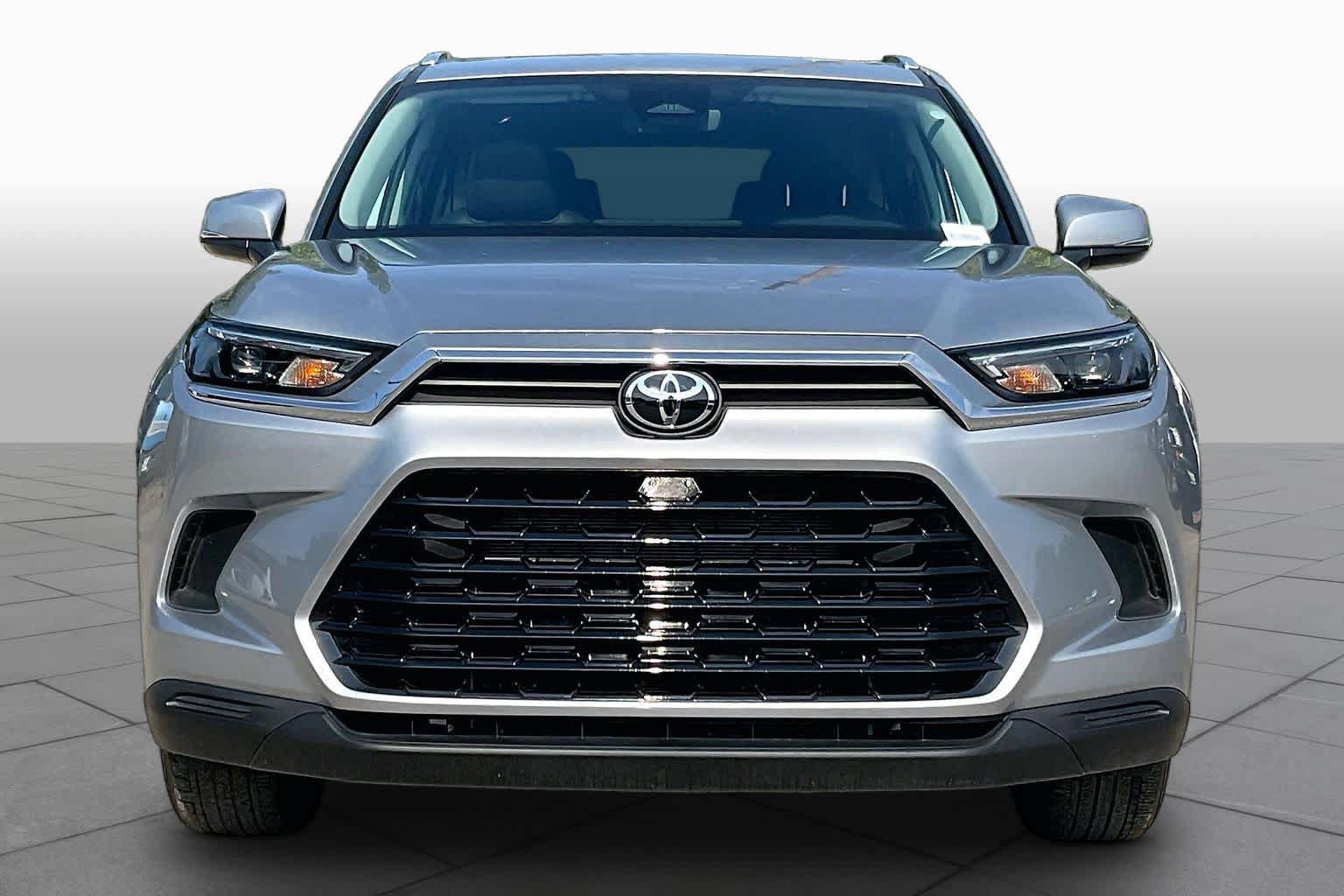 Used 2026 Toyota Grand Highlander FWD image 4