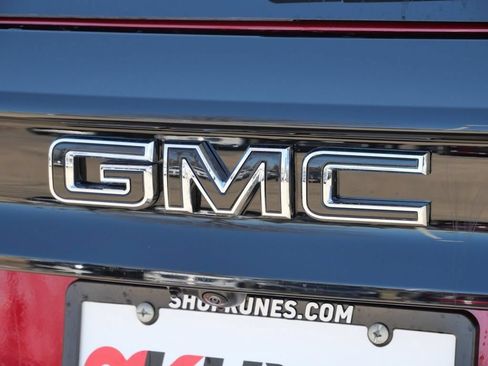 New 2026 GMC Acadia Elevation w/ Black Edition AWD/4WD image 17