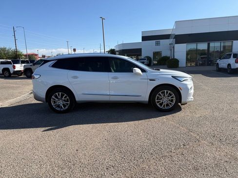 Used 2024 Buick Enclave Essence w/ Experience Buick Package AWD/4WD image 4