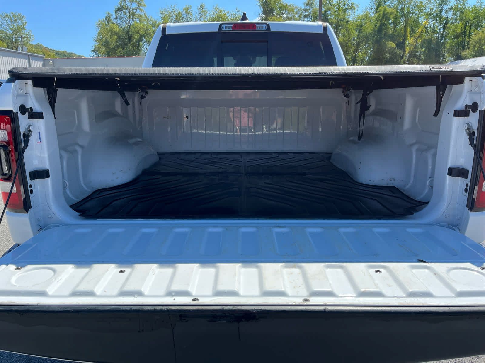 Used 2022 RAM 1500 Rebel w/ Rebel Level A Equipment Group AWD/4WD image 31