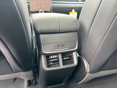 New 2026 GMC Terrain Elevation w/ Elevation Premium Package AWD/4WD image 32