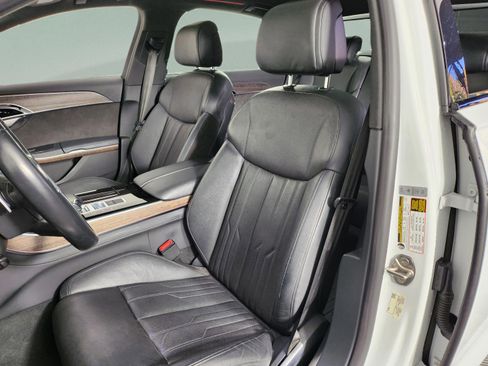 Used 2021 Audi A8 L 3.0T image 11