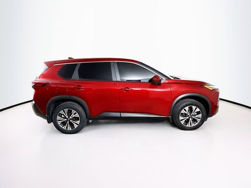 Used 2023 Nissan Rogue SV image 2