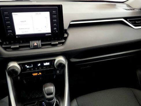 Certified 2022 Toyota RAV4 LE AWD/4WD image 29