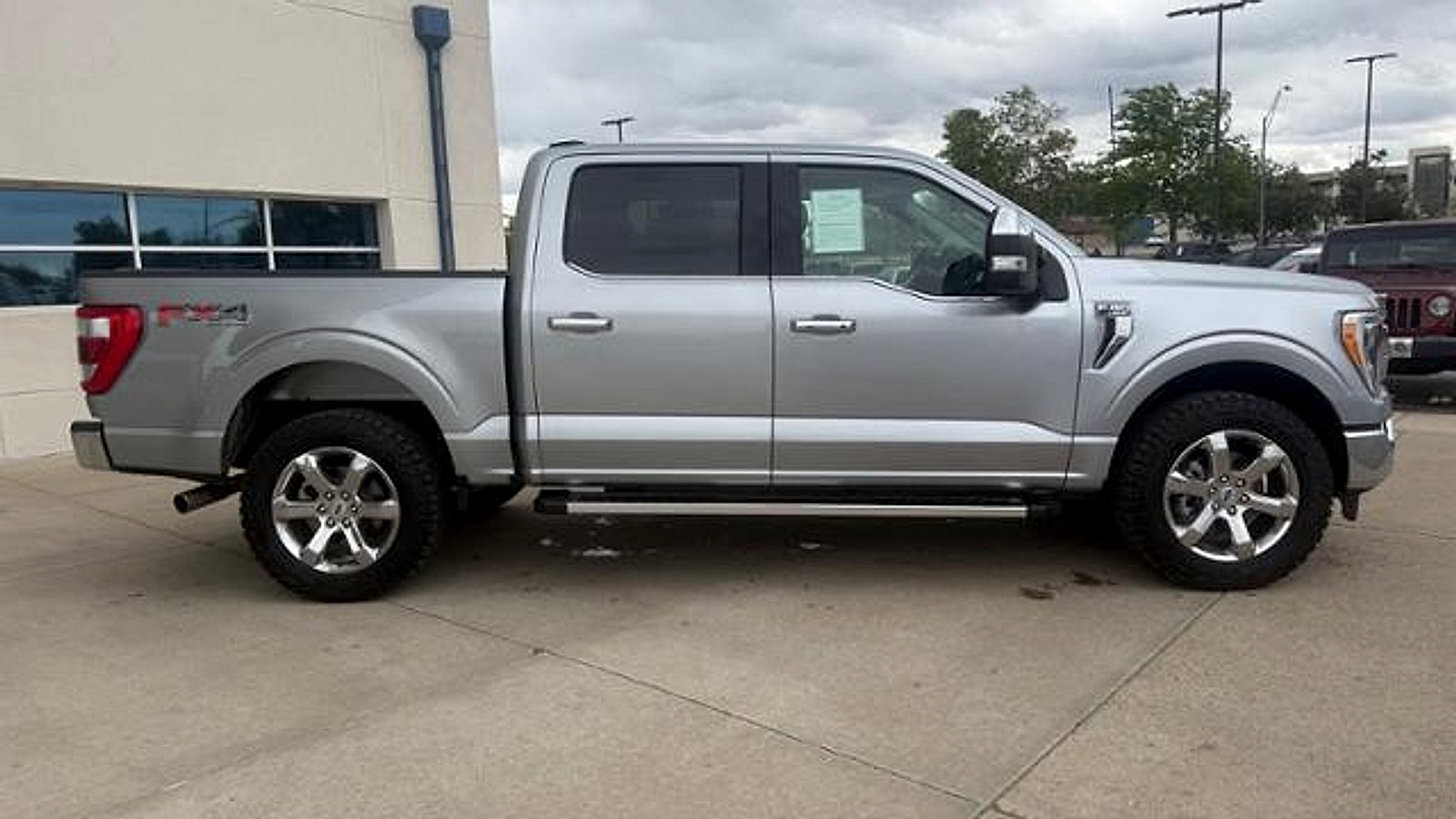 Used 2022 Ford F150 Lariat w/ Max Trailer Tow Package AWD/4WD image 4