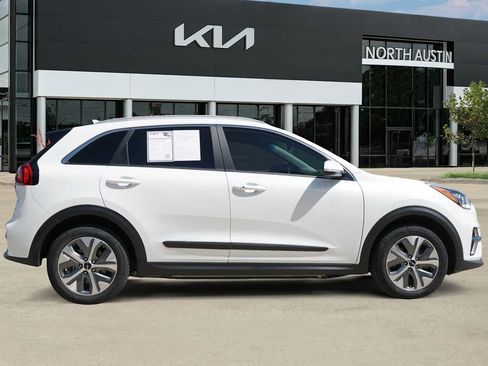Certified 2022 Kia Niro EX Premium FWD image 6