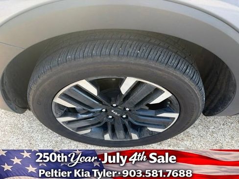 Certified 2024 Kia Telluride SX Prestige AWD/4WD image 4