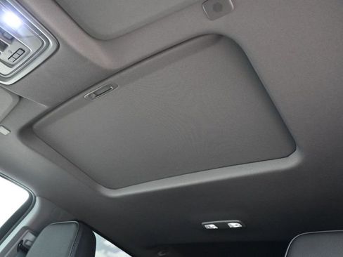 Used 2025 GMC Sierra 1500 Denali AWD/4WD image 23