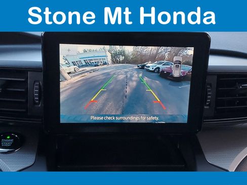 Used 2020 Ford Explorer XLT w/ Comfort Package image 30