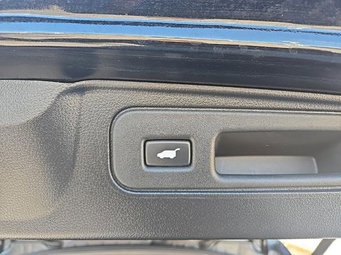 Used 2025 Honda Passport EX-L image 29