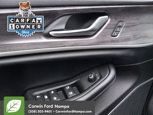 Used 2021 Jeep Grand Cherokee L Limited image 11