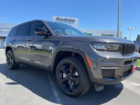 New 2025 Jeep Grand Cherokee L Limited w/ Black Appearance Package image 1