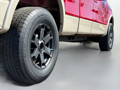 Used 2010 Ford F150 Lariat image 15