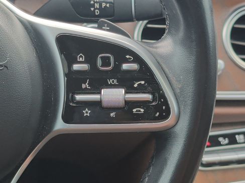 Used 2020 Mercedes-Benz E 350 Sedan image 30