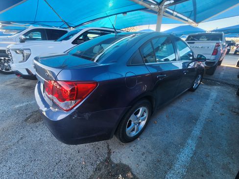Used 2014 Chevrolet Cruze LT image 4