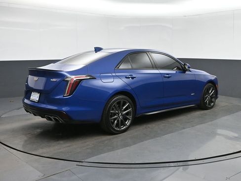 Used 2020 Cadillac CT4 V image 7