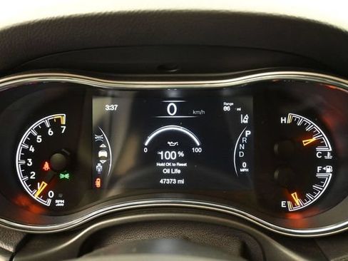 Used 2021 Jeep Grand Cherokee Limited w/ Luxury Group II AWD/4WD image 9