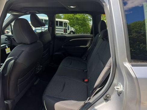 Certified 2026 Subaru Forester Premium AWD/4WD image 22