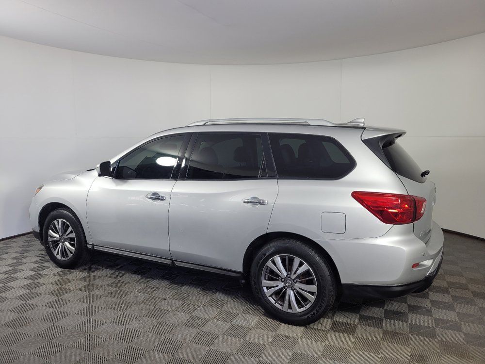 Used 2019 Nissan Pathfinder SL FWD image 3