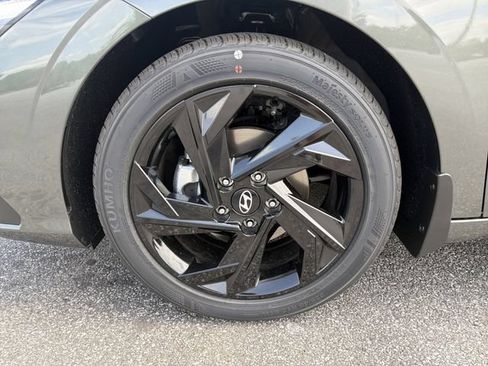 New 2026 Hyundai Elantra Sport FWD image 11
