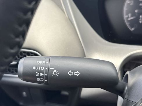 Used 2026 Honda HR-V EX-L image 23