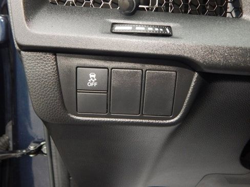 Used 2025 Honda CR-V EX image 19