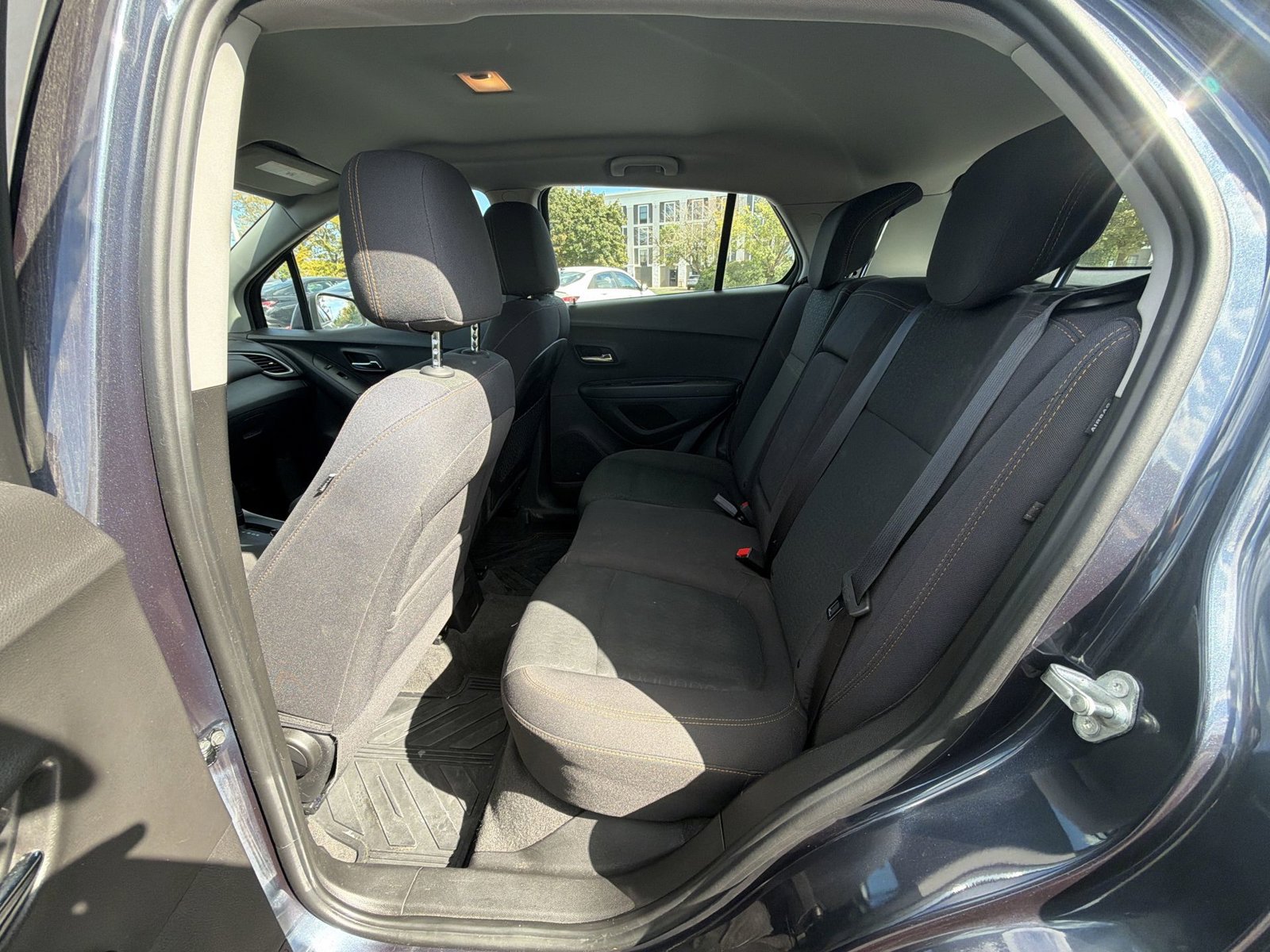 Used 2018 Chevrolet Trax LS w/ LPO, Protection Package FWD image 22