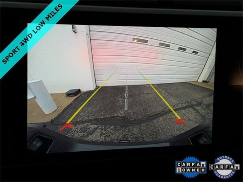 Used 2025 Jeep Gladiator Sport image 19