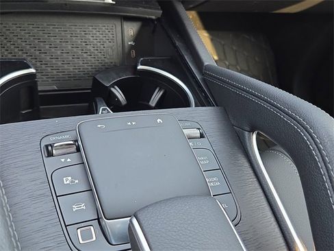 Used 2025 Mercedes-Benz GLE 350 4MATIC image 17