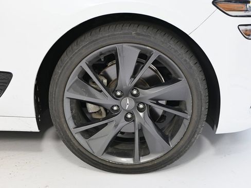 Used 2023 Genesis G70 2.0T w/ Sport Prestige Package AWD/4WD image 15