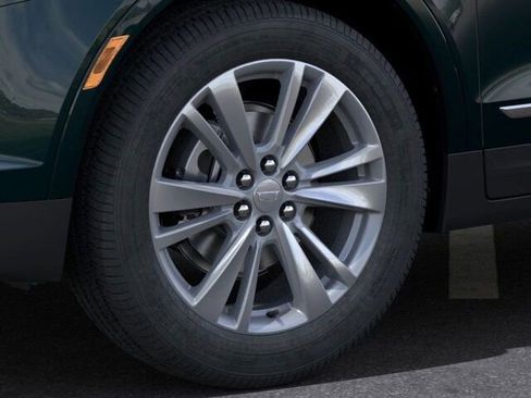 New 2025 Cadillac XT5 Premium Luxury w/ LPO, Floor Liner Package image 9