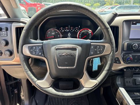 Used 2016 GMC Sierra 2500 Denali w/ Driver Alert Package AWD/4WD image 18