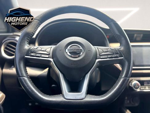 Used 2019 Nissan Kicks SR image 21