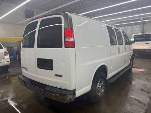 Used 2016 GMC Savana 2500 image 6