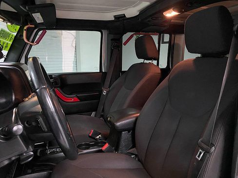 Used 2017 Jeep Wrangler Unlimited Sport w/ Quick Order Package 24S image 9