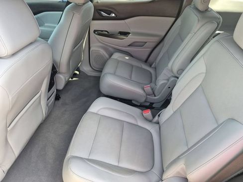 Used 2017 GMC Acadia SLT FWD image 26