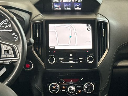 Used 2021 Subaru Forester Limited image 11