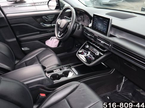 Used 2022 Lincoln Corsair AWD w/ Premium Package image 17