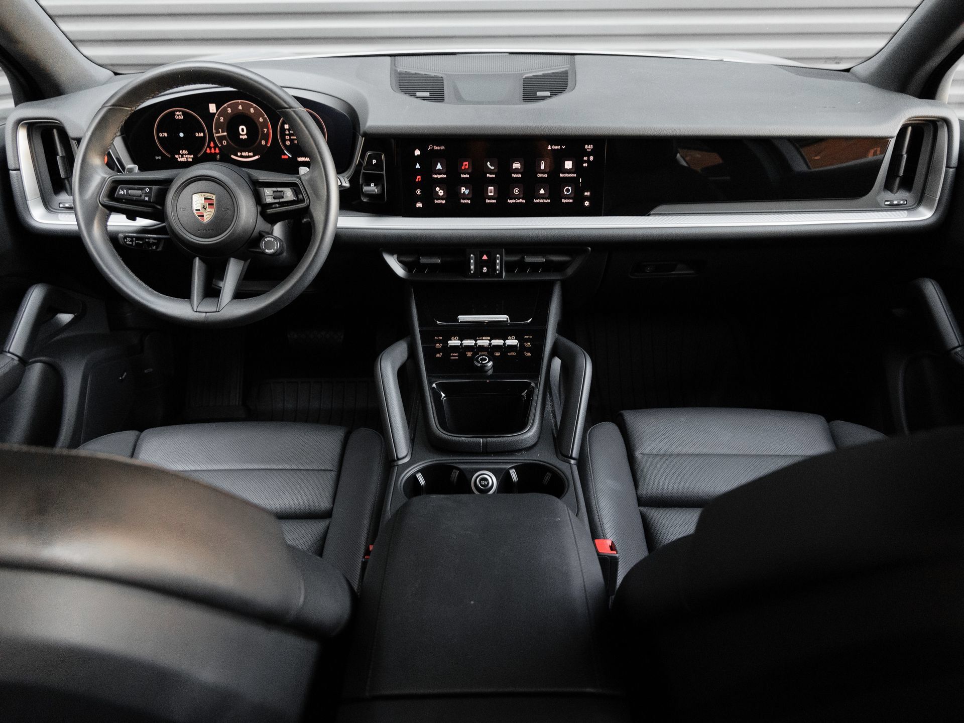 Certified 2025 Porsche Cayenne AWD/4WD image 15