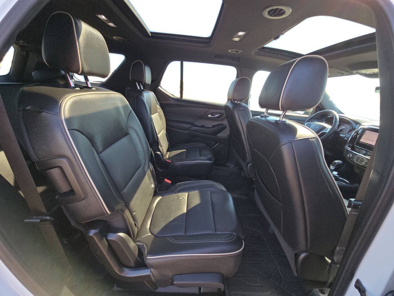Used 2023 Chevrolet Traverse Premier w/ Redline Edition AWD/4WD image 47
