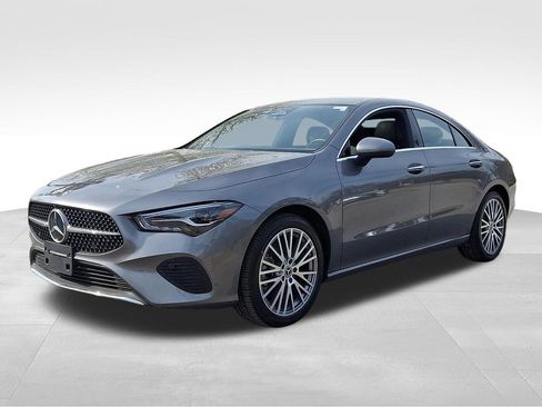 Used 2025 Mercedes-Benz CLA 250 image 3
