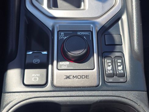 Used 2021 Subaru Forester Premium AWD/4WD image 30