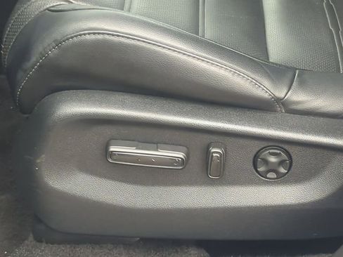 Used 2021 Honda CR-V EX-L image 19
