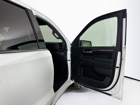 Used 2024 GMC Sierra 1500 Elevation image 30