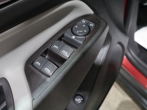 Used 2019 Chevrolet Equinox LT image 14